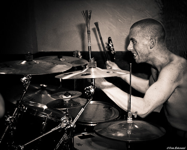 <span class='second-part'>Music </span> Live Rock