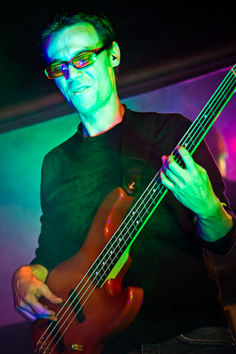 <span class='second-part'>Music </span> Clubbing