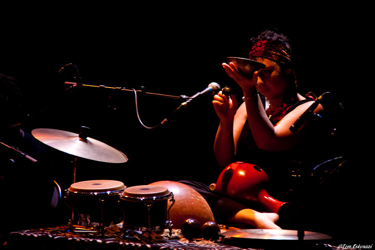 <span class='second-part'>Music </span> Live Jazz