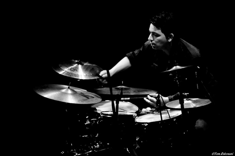 <span class='second-part'>Music </span> Live Jazz