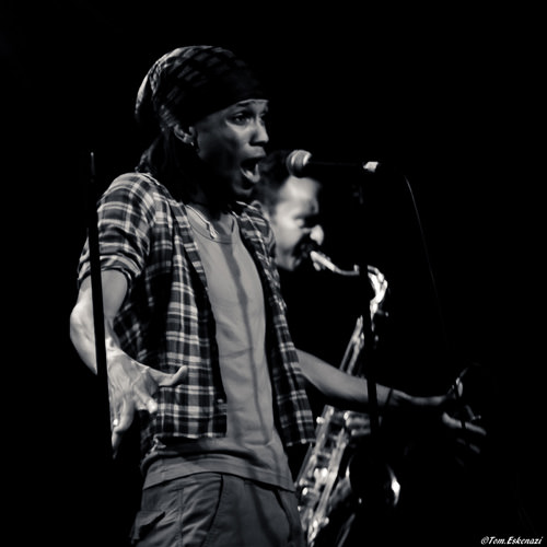 <span class='second-part'>Music </span> Live Jazz