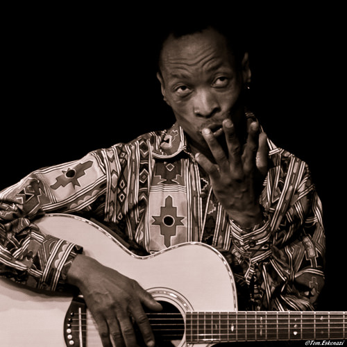 <span class='second-part'>Music </span> Live Jazz