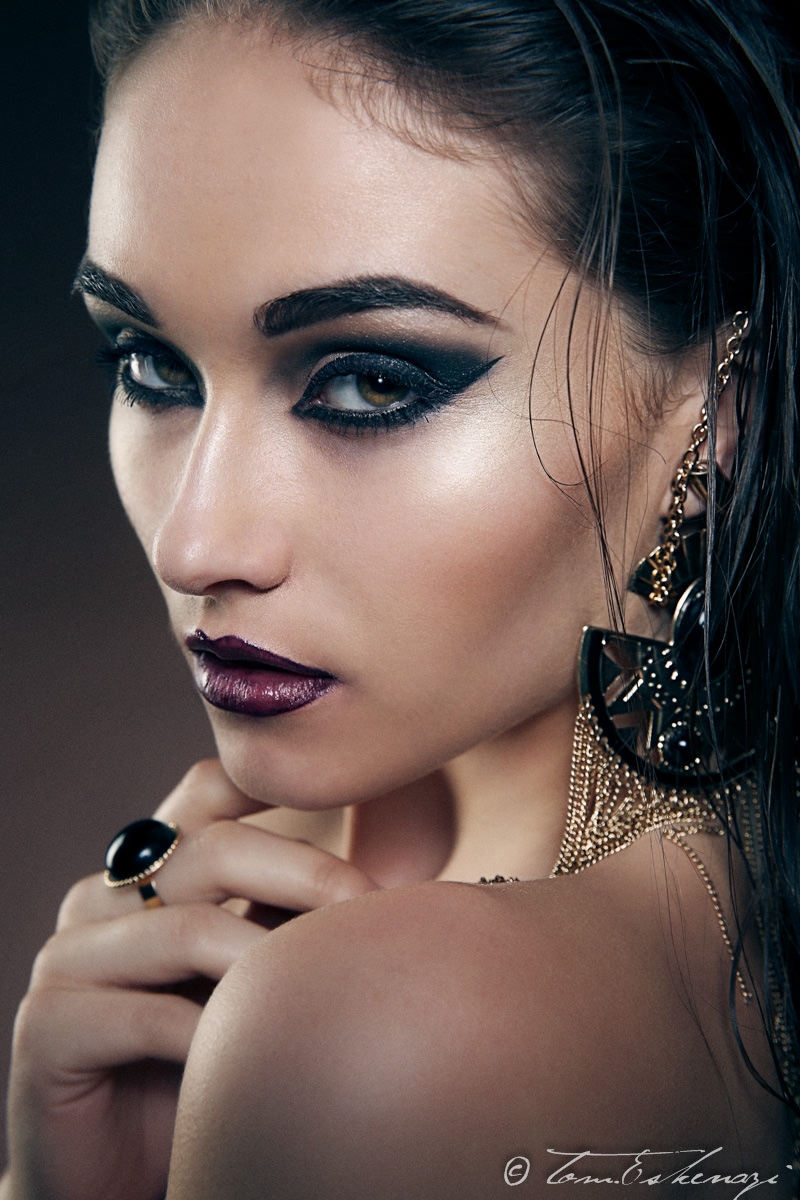 <span class='second-part'>Fashion </span> Beauty