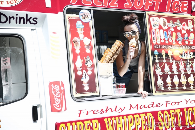 <span class='second-part'>Fashion </span> Commercial