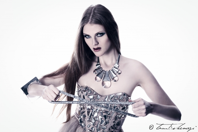 <span class='second-part'>Fashion </span> Editorial