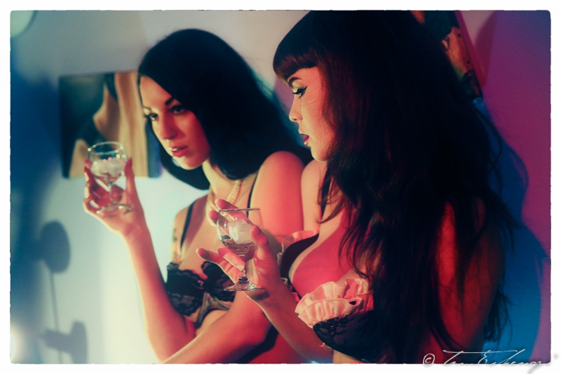 <span class='second-part'>Fashion </span> Dark Cinematic