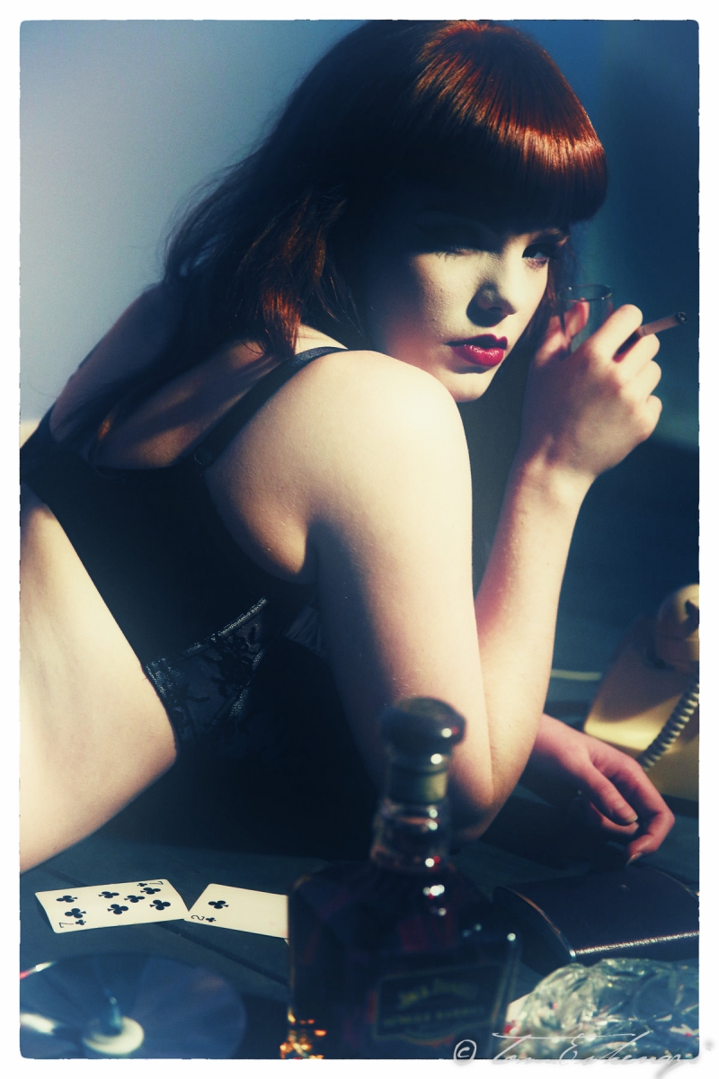 <span class='second-part'>Fashion </span> Dark Cinematic