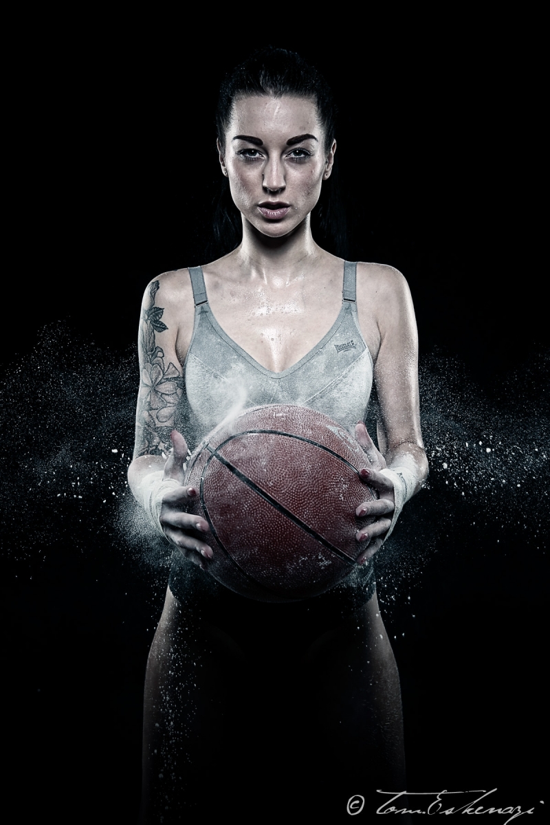 <span class='second-part'>Fashion </span> Commercial